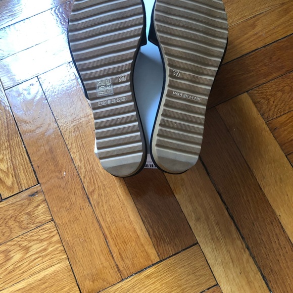 Anthropologie Farylrobin Testa Slides - Picture 5 of 8